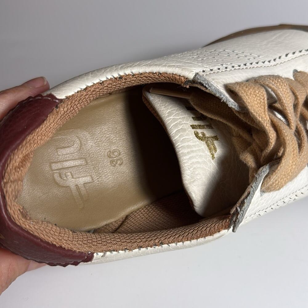 Ikwetta D-1991 sneaker women’s lace up low rise sneaker. - Picture 6 of 9